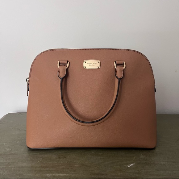 NWT Preppy Michael Kors Tan Leather Handbag Cindy Dome Acorn Minimalist Purse - Picture 8 of 13